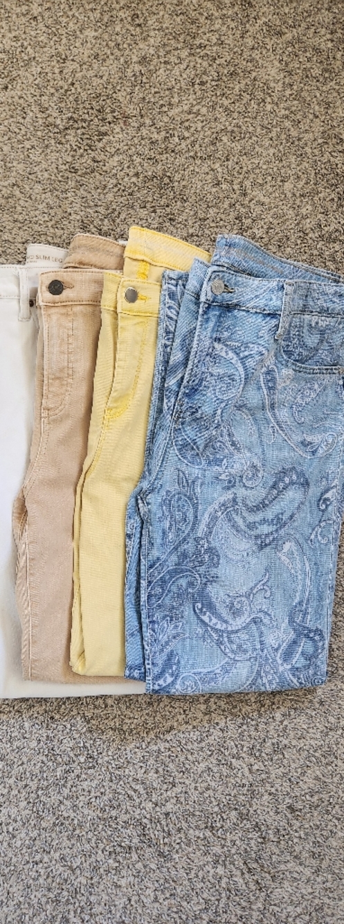 Chico's So Slimming Girlfriend Jeans Lot
